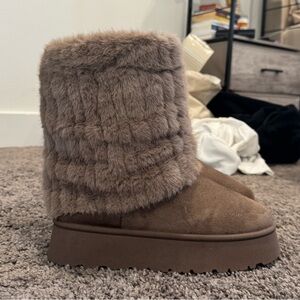 Plush Faux Fur Boots